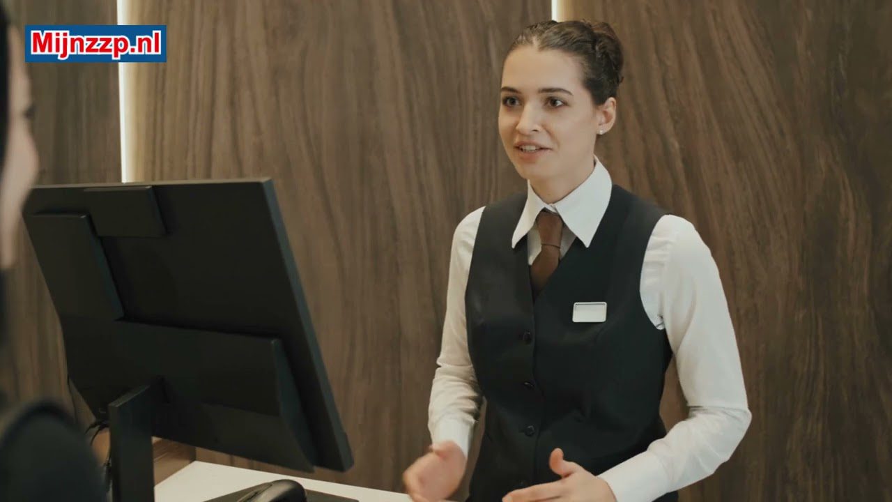 Funciones-de-un-Recepcionista-de-hotel | ComunicaTech.Com