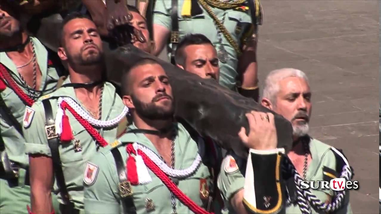 La-Semana-Santa-en-Sevilla-Procesiones-y-Fe-en-Espana | ComunicaTech.Com La Semana Santa en Sevilla: Procesiones y Fe en España